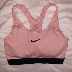 nike light pink sports bra size M